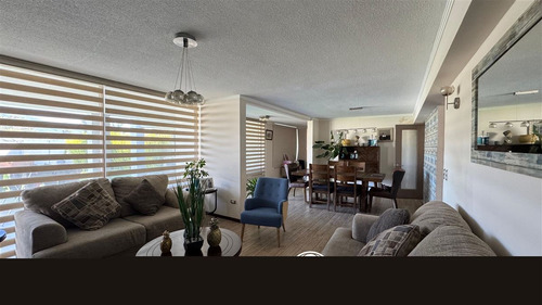 Casa En Venta De 3 Dormitorios Y 3 Baños En Quilpué