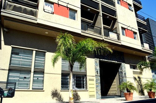 Imagen 4 de 14 de Duplex Imperdible!!! 1 Dormitorio, 2 Baños, Vestidor!!