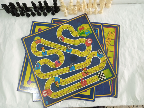 100 Juegos De Mesa, Domino. Ajedrez. Dama. Multijuegos (Usado)