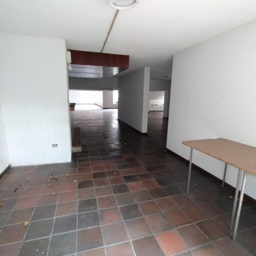 Imagen 7 de 8 de Vendo Apartamento 144m2 4h/3b/2pe La Urbina 2911
