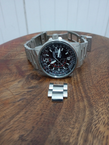 Relógio Citizen Eco Drive Aviador Nighthawk Bj7000-52a Lindo Cinza Prateado Preto (Usado)