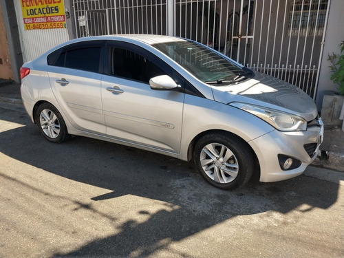 Hyundai Sedã
