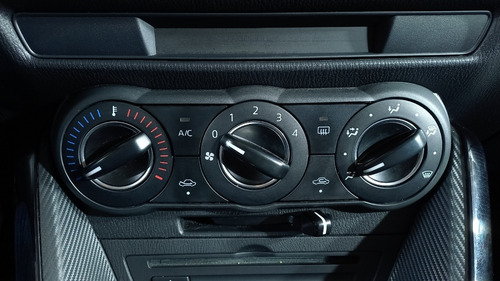 Imagen 13 de 21 de Mazda 2 Touring Sedan - 320414