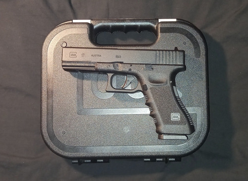 Pistola Glock 17 Umarex Blowback 4.5 Dual Más Accesorios