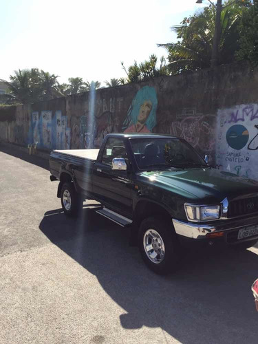 Toyota Hilux 2002 2.7 Srv Cab. Simples 4x2 2p
