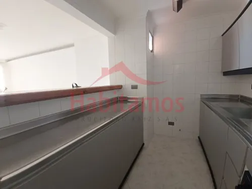 Apartamento En Arriendo En Medellín - Laureles Cod 68287