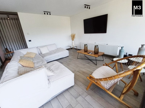 Venta Dpto. Triplex 3d/3b + Serv., Estadio Croata