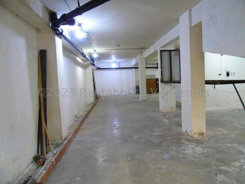 Local Comercial ( Pb / A Pie De Calle / 2 Niveles) Alquiler Parroquia La Candelaria Mls - 23-18098