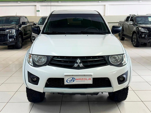 Mitsubishi L200 Triton 2.4 HLS 4X2 CD 16V