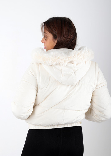 Campera Desmontable Con Elástico En Cintura Y Piel Adentro