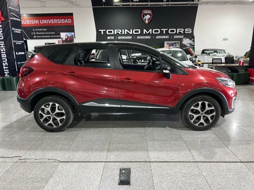 Renault Captur 2.0 Iconic At