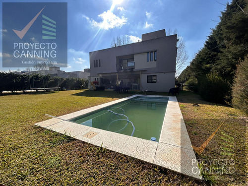 Casa En Venta En Barrio Los Naranjos Canning