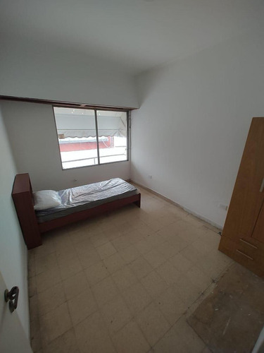 Departamento En Venta - 3 Dormitorios 2 Baños - 150mts2 - La Plata
