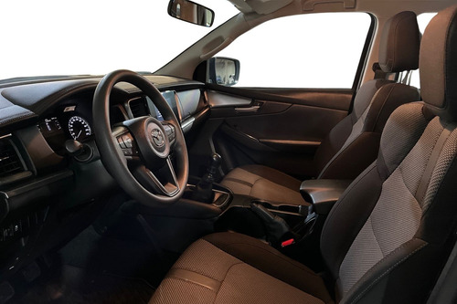Mazda BT-50 3.0 CORE MT 4X4 DIESEL