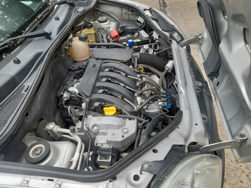 Imagen 17 de 17 de Renault Kangoo 2015 1.6 Furgon Ph3 Confort 5as Lc