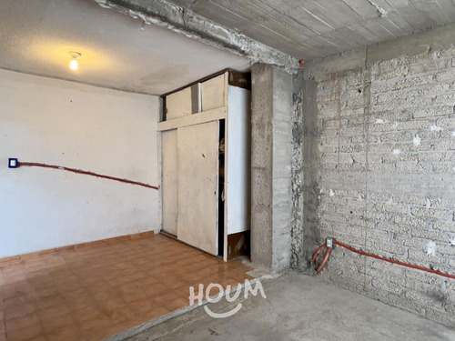 Casa En Alfredo Del Mazo, Ecatepec De Morelos Con 2 Recámaras, 225 M², Id: 149144