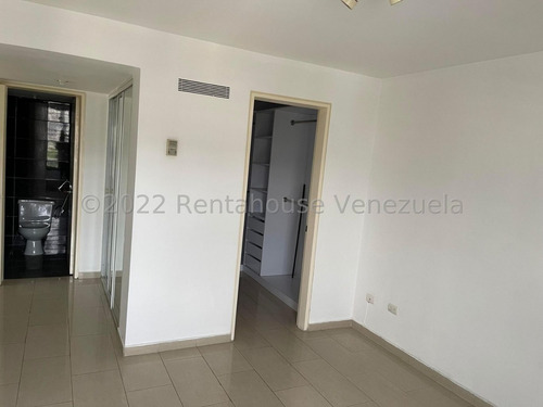 Imagen 14 de 16 de Apatamento En Venta En El Bosque 22-19628 Sj 0414 2718174