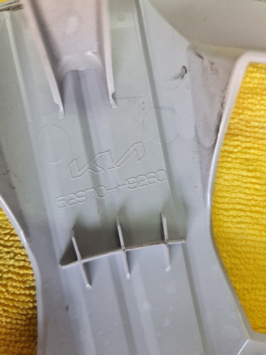 Tapon Copa Polvera De Kia Rio Nuevo Emblema R15 Original (Usado)