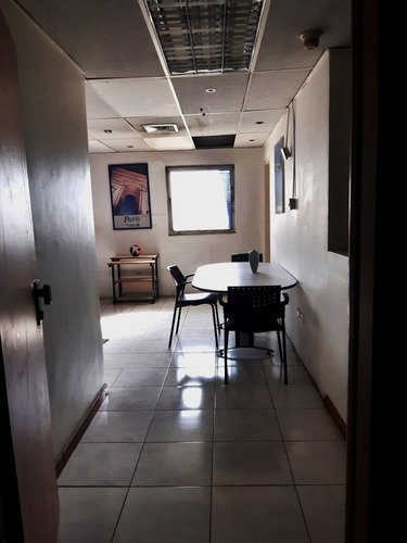 Oficina En Venta En El Rosal Chacao Torre Exa