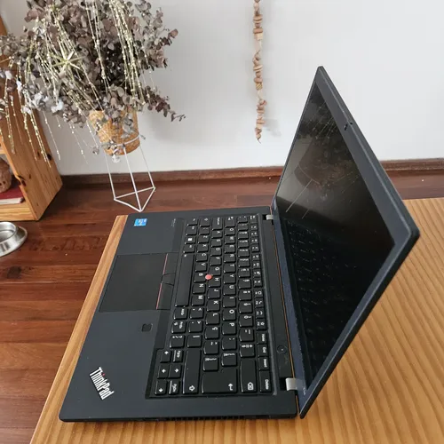 Thinkpad T14 Gen2 I7-1185g7 16gb Ram 512gb Ssd Fhd Retroilum