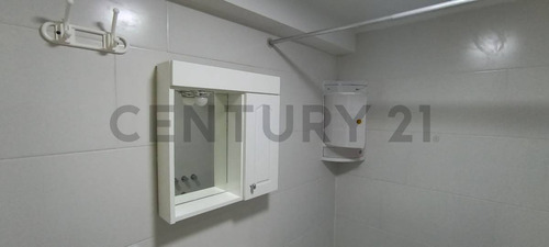 Departamento 2 Ambientes Semi Nuevo En Caseros