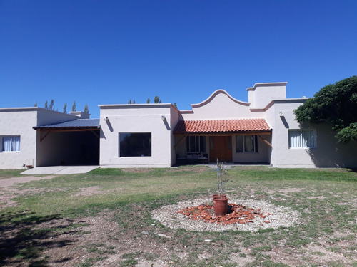 Vendo Casa Con Pileta Las Paredes