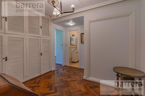 Exclusivo Chalet En Los Troncos: 4 Dormitorios Con Terreno Único