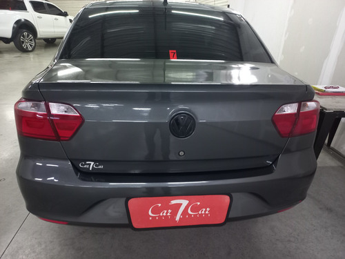 Imagem 3 de 6 de Volkswagen Voyage 2013 1.0 Vht Total Flex 4p