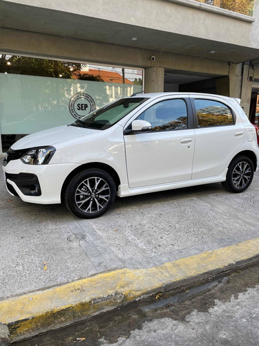 Imagen 19 de 22 de Toyota Etios Xls At