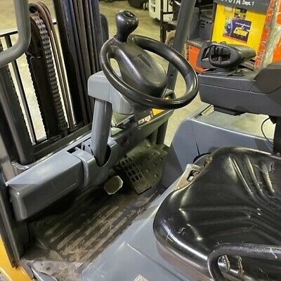 Imagen 6 de 6 de 2016 Cat 2et4000 4000lbs Used Forklift 9000 Hours Sideshift