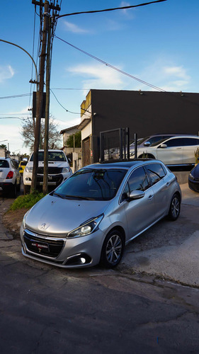 Peugeot 208 1.6 Feline