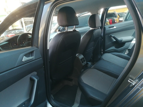 Imagem 10 de 13 de Volkswagen Polo Tsi Highline 200 At 2019