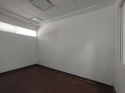 Imagen 13 de 22 de Oficina En Renta Torre Kyo Gomez Morin San Pedro Garza Garcia Planta Baja