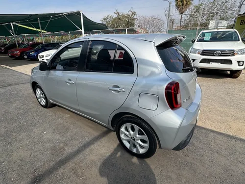Nissan March 1.6 Advance Mt