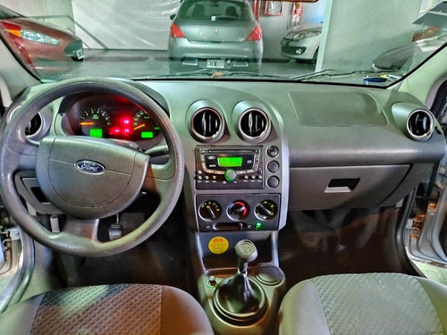 Ford Fiesta 1.6 Ambiente Mp3 2007