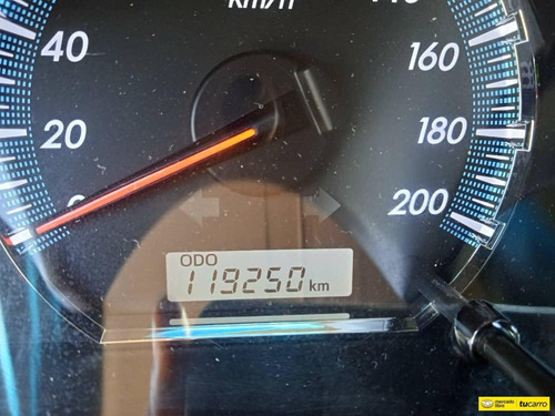Imagen 9 de 9 de Toyota Fortuner Sr