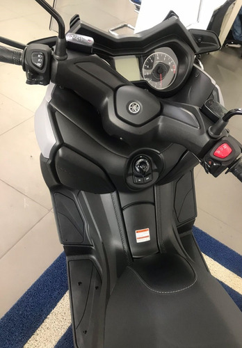 Imagem 4 de 7 de Yamaha Xmax 250 Cinza 2022