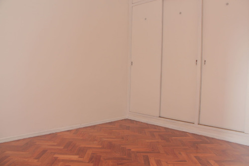Imagen 14 de 22 de Venta Departamento 2 Ambientes Almagro Luminoso!