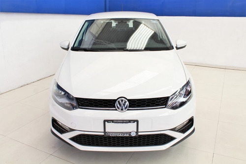 Imagen 2 de 14 de Volkswagen Polo Comfortline Plus Aut 2021