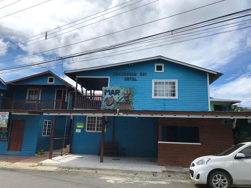 Oportunidad De Inversión En Bocas Del Toro, Venta Hotel En Isla Colón