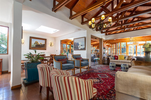Gran Terreno Con Casa En Lo Barnechea