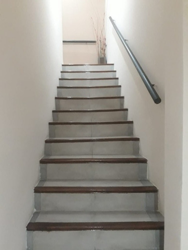 Imagen 2 de 11 de Departamento Tipo Casa En Venta En Sarandi Oeste
