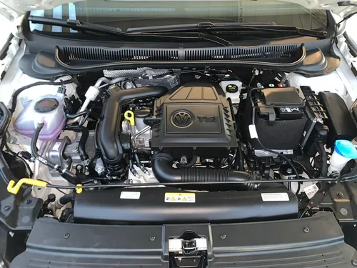 Volkswagen Virtus TRENDLINE AUTOMATICO