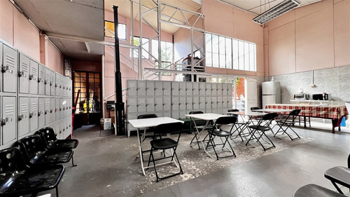 Casa Comercial En Venta En Recoleta