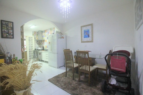 Imagem 3 de 12 de Linda Casa Térrea Em Um Ótimo Terreno Plano. - Rr4712