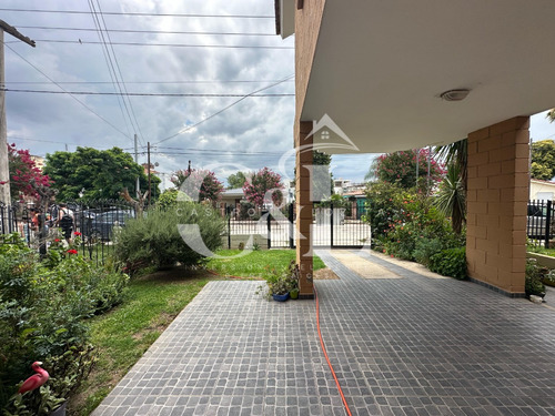 Ph De 3 Dormitorios Con Pileta En Santa Rita Del Lago, Villa Carlos Paz