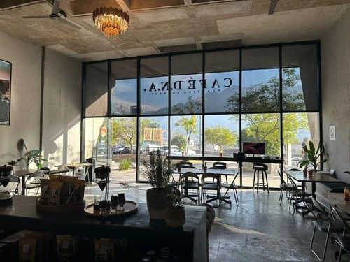 Local En Venta En Valle Oriente