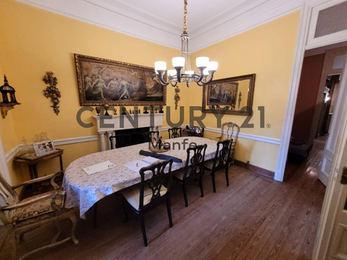 Imagen 3 de 30 de Venta Departamento 4 Ambientes Balvanera