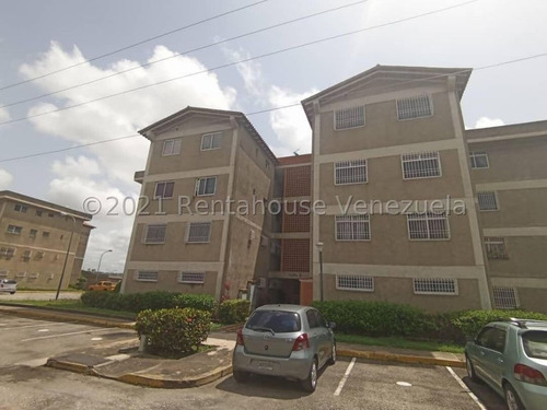 Imagen 14 de 30 de Cómodo Apartamento Amoblado En Planta Baja En Venta En Cabudare, Resd. San Antonio, Cod. 22-21480. José López Tlf. 04145533925, Lara, Venezuela