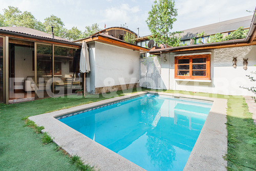 Casa Licenciado Las Peñas- Bremen Metro Plaza Egaña